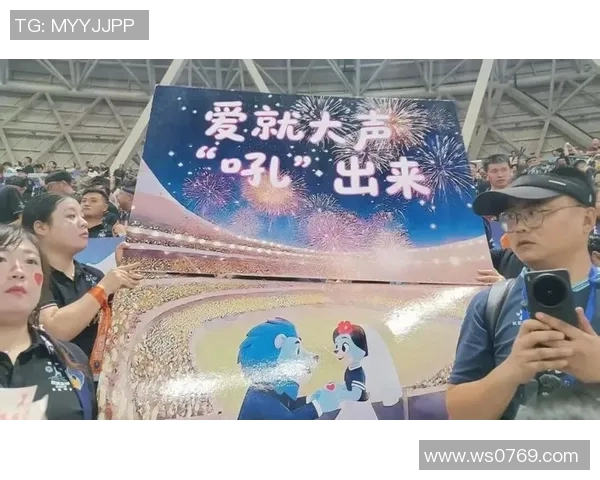 足球明星的旋律与激情歌曲改编展现绿茵场上的梦想与荣耀